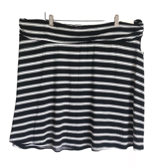 Maurice's Black White Striped Pull On High Waist Pull On Skirt - Picture 10 of 10